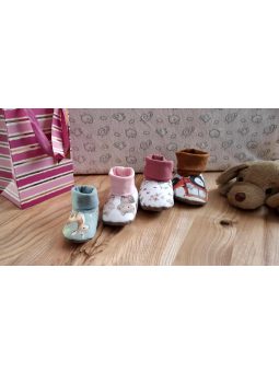 Kézzel készült kuckóka szettek gyerekeknek – puha takarók és párnák